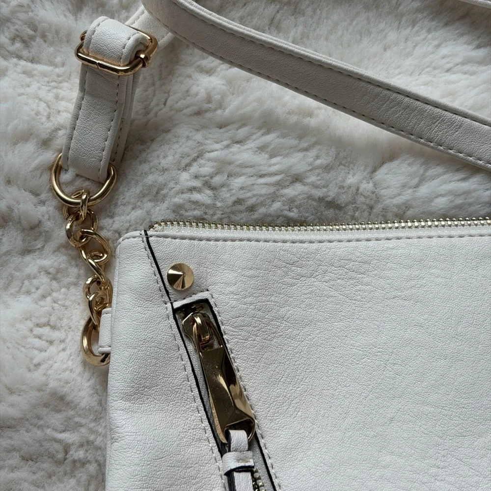 Jessica Simpson White Faux Leather Crossbody with Gold Chain Accents